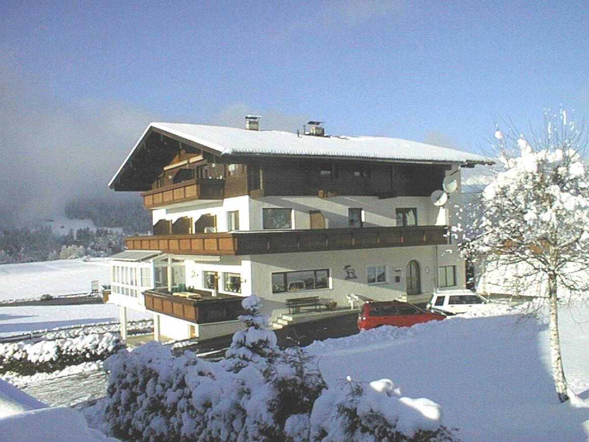 Haus Hubertus Hotel Mieders Exterior photo